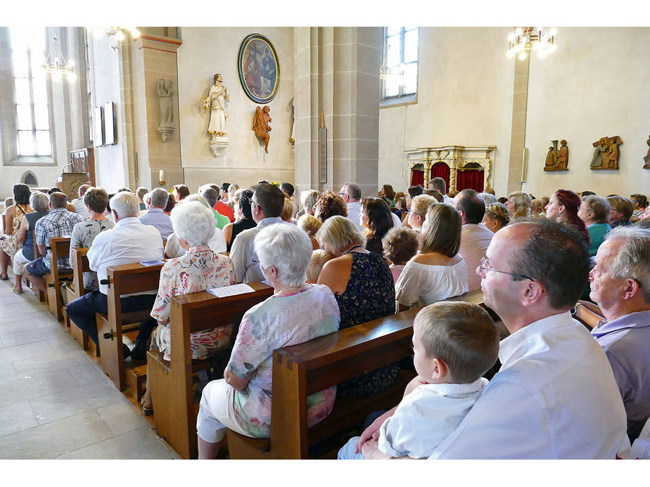 Ökumenischer Einschulungsgottesdienst in St. Crescentius (Foto: Karl-Franz Thiede)